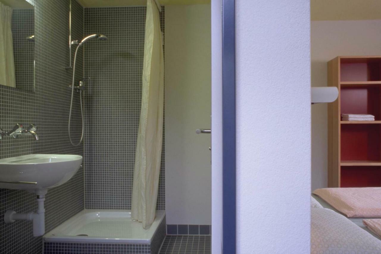 Zurich Youth Hostel Exterior photo